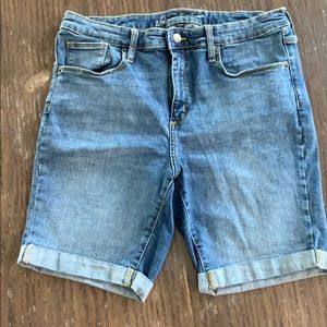 Universal Threads Bermuda Shorts